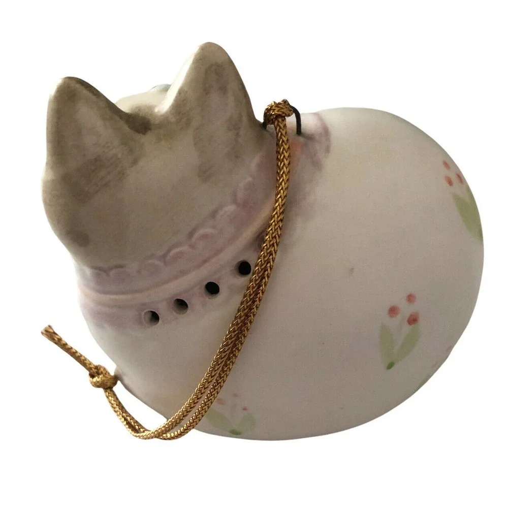 Takahashi vintage cat
